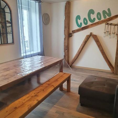 Bienvenue Chez Les Ch'Oups Le Cocoon Apartment Ла Бурбул Екстериор снимка