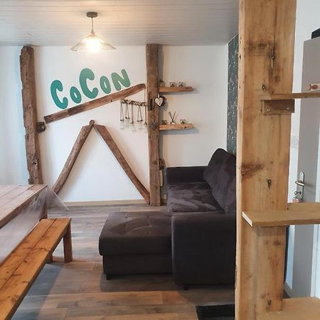 Bienvenue Chez Les Ch'Oups Le Cocoon Apartment Ла Бурбул Екстериор снимка