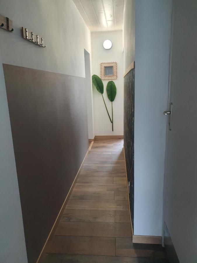 Bienvenue Chez Les Ch'Oups Le Cocoon Apartment Ла Бурбул Екстериор снимка